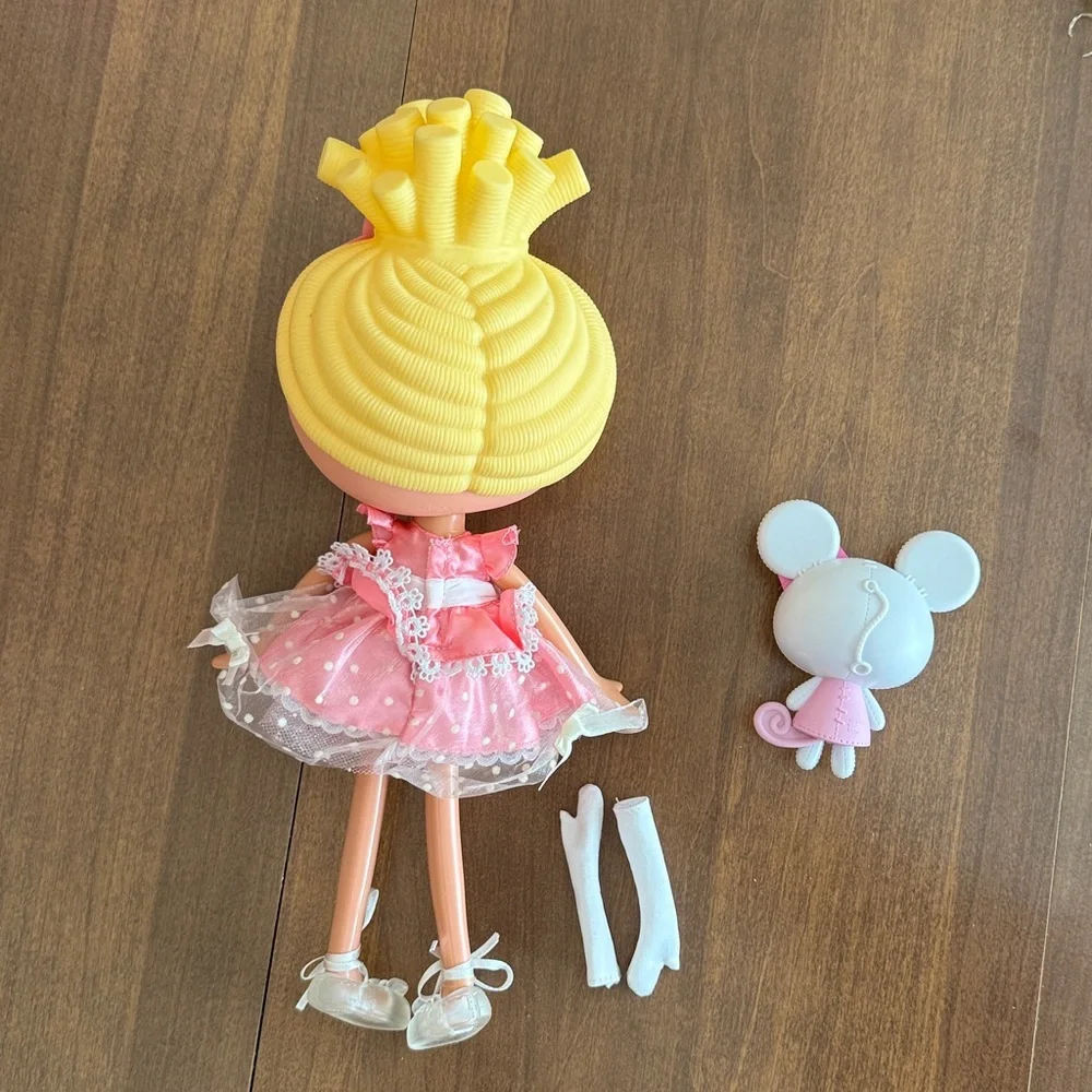 Lalaloopsy Cinder Slippers - Picture 2 of 2